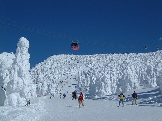 蔵王温泉スキー場(山形県)