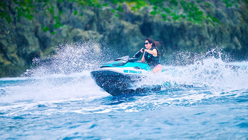 ジェットスキー