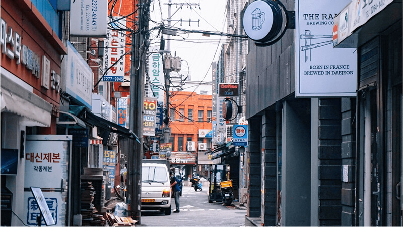 ディープな雰囲気が漂う乙支路エリア