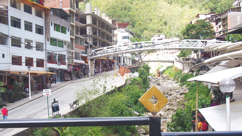 日本の温泉街に似てる？　マチュピチュ村の風景