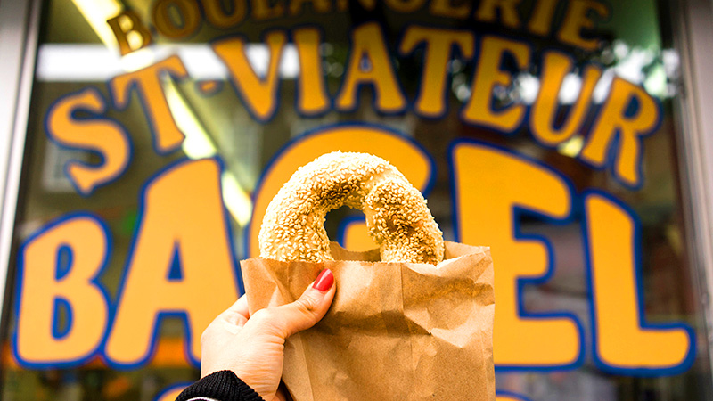 付け合わせがなくても美味しいモントリオール式ベーグル（画像提供：© Alice Gao_Commission Canadienne du Tourisme）