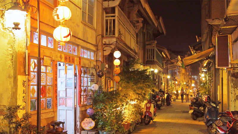 古い街並みが残る神農街はレトロな雰囲気が魅力