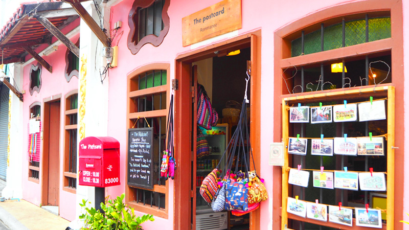 カラフルな街並みにテンションUPのプーケット・タウン♪